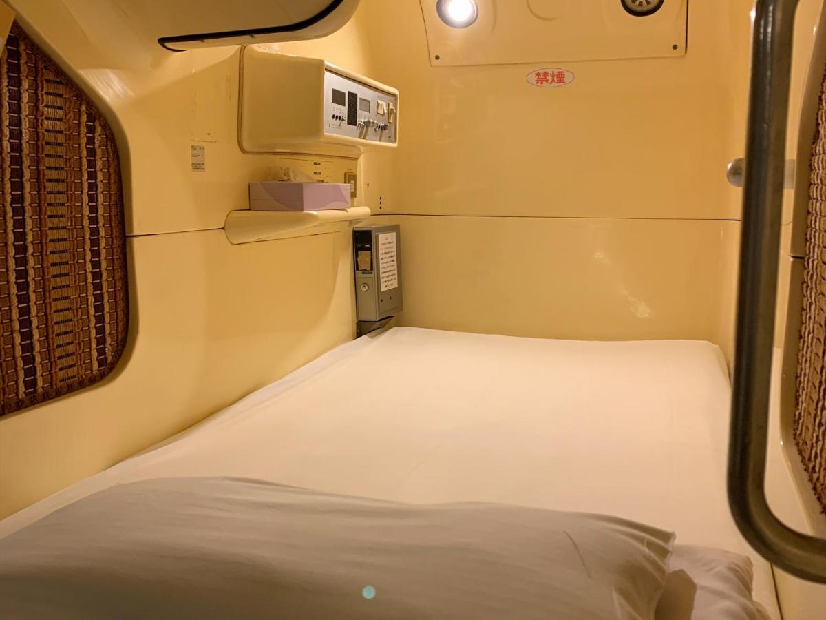 Grand Sauna And Capsule Capsule hotel